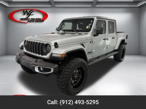 Silver 2024 Jeep Gladiator Sport S for sale in Baxley, GA