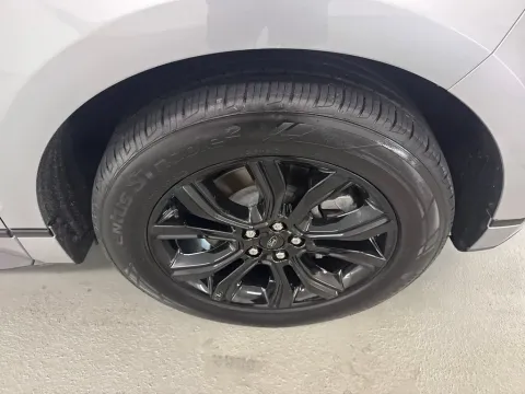 More photos of 2024 Ford Edge SE at Woody Folsom Ford, GA