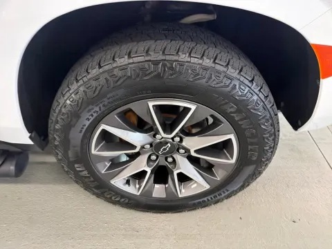 More photos of 2024 Chevrolet Suburban Z71 at Woody Folsom Ford, GA