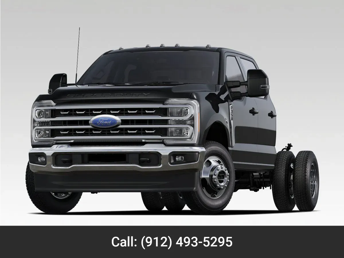 2023 Ford Super Duty F-350 DRW LARIAT for sale in Baxley, GA