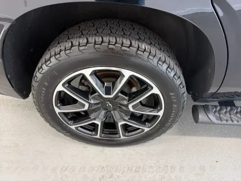 More photos of 2021 Chevrolet Tahoe RST at Woody Folsom Ford, GA