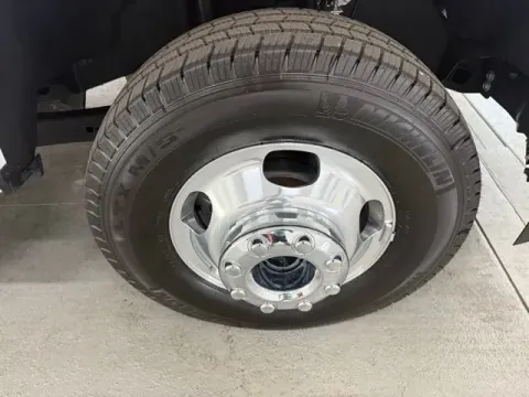 More photos of 2025 Ford Super Duty F-350 DRW LARIAT at Woody Folsom Ford, GA