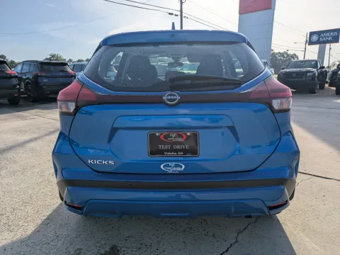 More photos of 2025 Nissan Kicks Play S at Woody Folsom Nissan of Vidalia, GA