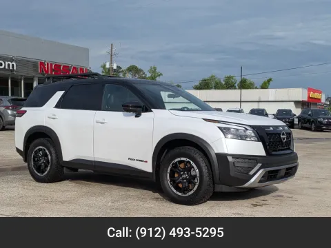 White 2025 Nissan Pathfinder Rock Creek for sale in Vidalia, GA
