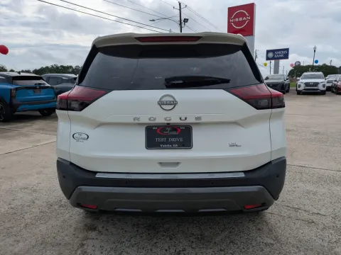 More photos of 2023 Nissan Rogue SL at Woody Folsom Nissan of Vidalia, GA
