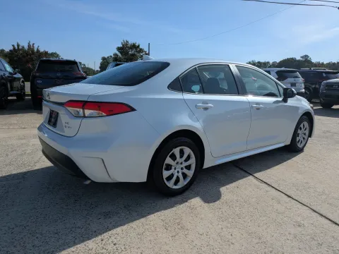 More photos of 2025 Toyota Corolla Hybrid LE at Woody Folsom Nissan of Vidalia, GA