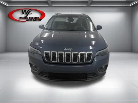 Photos of 2019 Jeep Cherokee Latitude for sale in Baxley, GA at Woody Folsom Nissan of Baxley