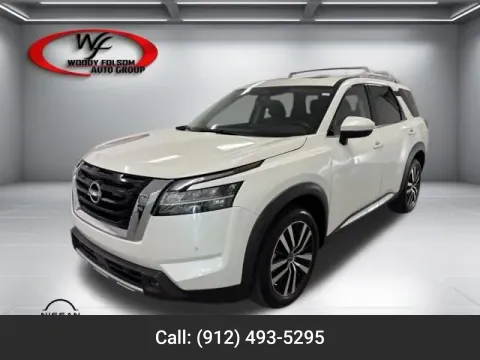 White 2023 Nissan Pathfinder Platinum for sale in Baxley, GA