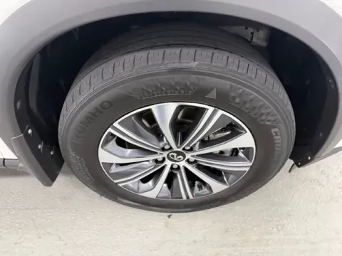 More photos of 2023 INFINITI QX60 PURE at Woody Folsom Nissan of Baxley, GA