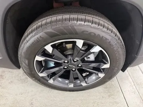 More photos of 2026 Chevrolet Equinox FWD RS at Woody Folsom Nissan of Baxley, GA