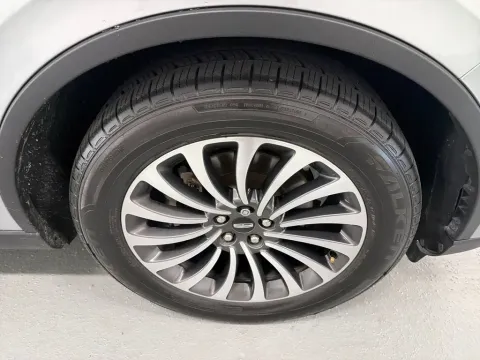 More photos of 2020 Lincoln Aviator Reserve at Woody Folsom Nissan of Baxley, GA