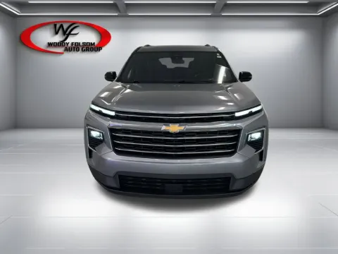 Photos of 2025 Chevrolet Traverse FWD LT for sale in Baxley, GA at Woody Folsom Nissan of Baxley