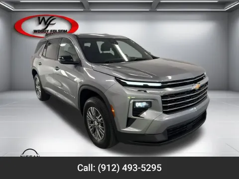 Gray 2025 Chevrolet Traverse FWD LT for sale in Baxley, GA