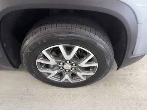 More photos of 2023 GMC Acadia SLE at Woody Folsom Nissan of Baxley, GA