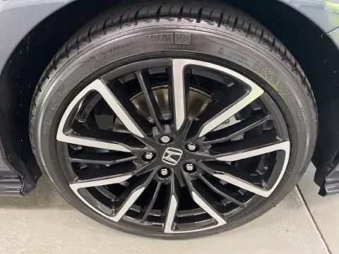 More photos of 2025 Honda Accord Hybrid Touring at Woody Folsom Nissan of Baxley, GA