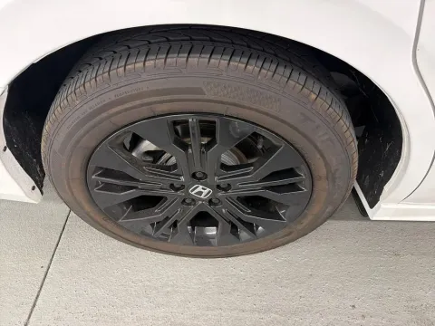 More photos of 2025 Honda Odyssey Sport-L at Woody Folsom Nissan of Baxley, GA