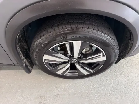 More photos of 2021 Nissan Rogue SL at Woody Folsom Nissan of Baxley, GA