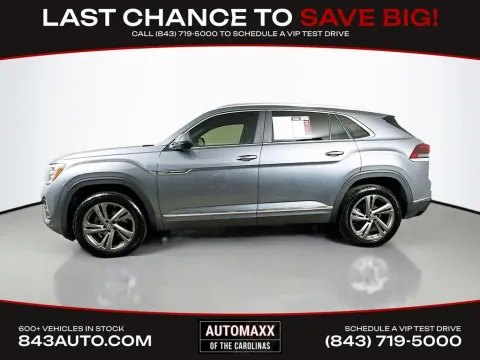 More photos of 2024 Volkswagen Atlas Cross Sport 2.0T SEL R-Line at Automaxx of the Carolinas, SC