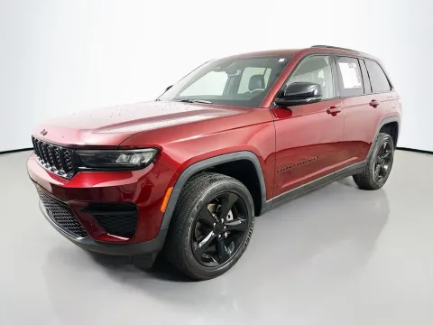 Another view of 2022 Jeep Grand Cherokee Altitude for sale in Summerville, SC at Automaxx of the Carolinas