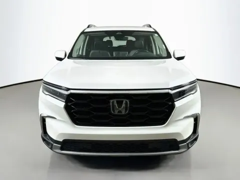 Photos of 2023 Honda Pilot Touring for sale in Summerville, SC at Automaxx of the Carolinas