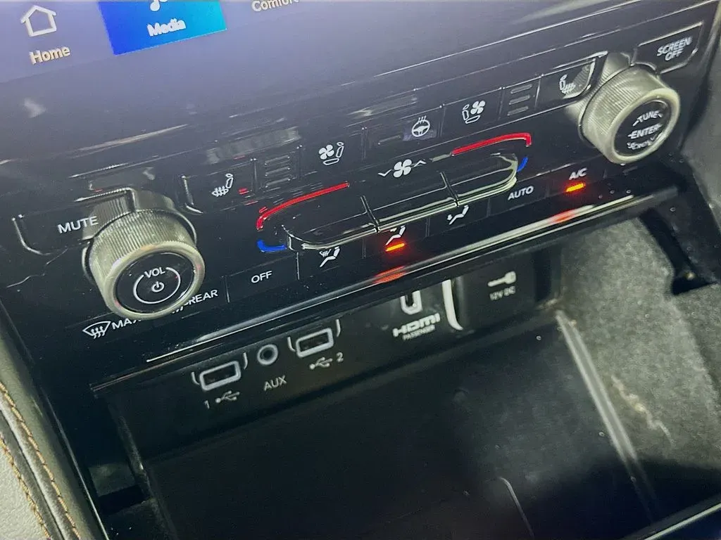 2022 Jeep Grand Cherokee Summit Reserve - Photo 28