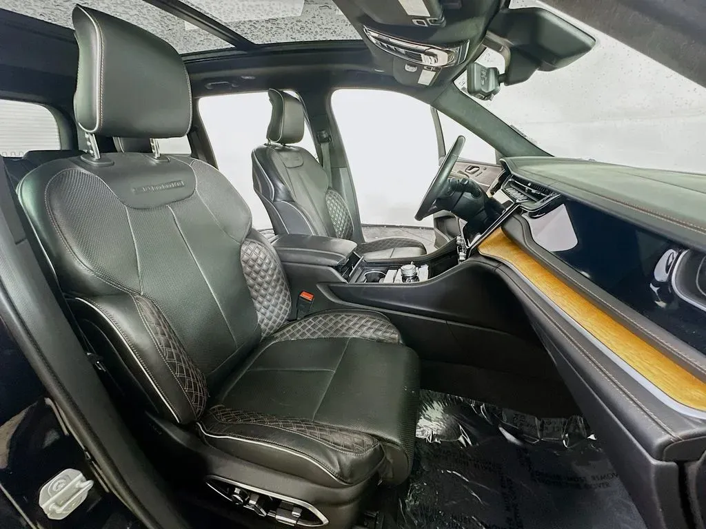 2022 Jeep Grand Cherokee Summit Reserve - Photo 12