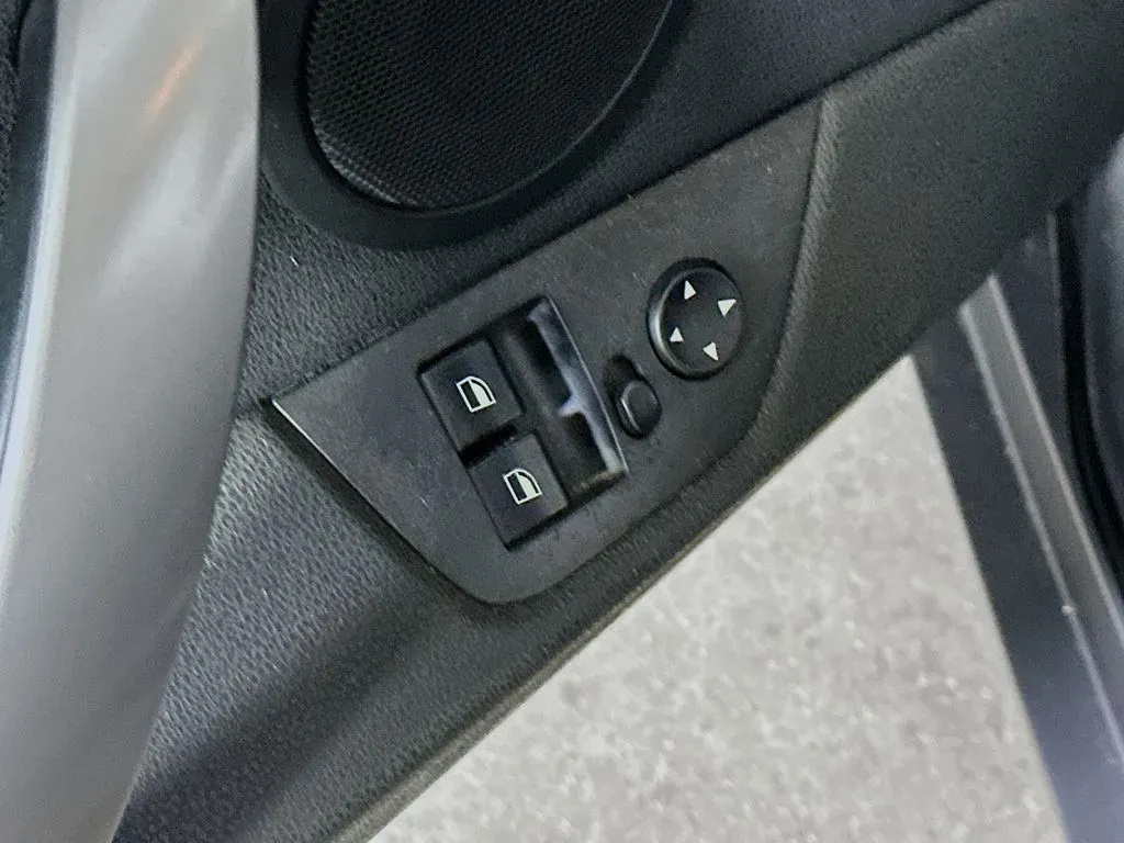 2008 BMW Z4 3.0i - Photo 12