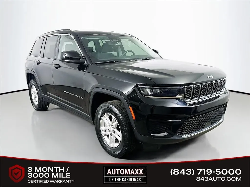 Black 2023 Jeep Grand Cherokee Laredo for sale in Summerville, SC