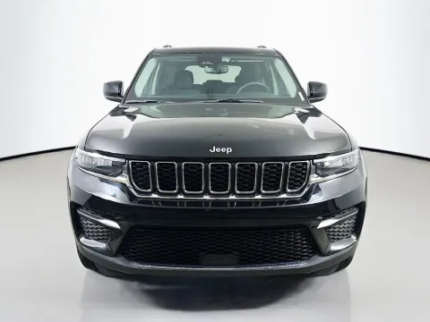 Photos of 2023 Jeep Grand Cherokee Laredo for sale in Summerville, SC at Automaxx of the Carolinas