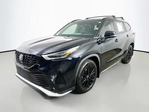 Another view of 2024 Toyota Highlander XSE for sale in Summerville, SC at Automaxx of the Carolinas