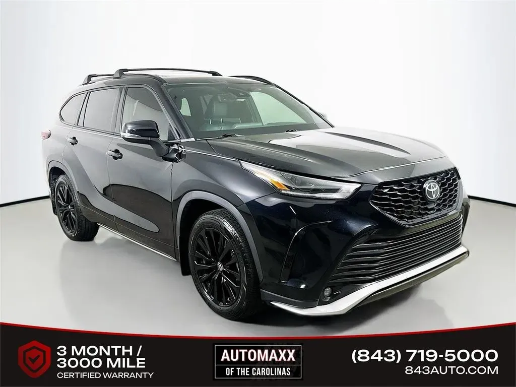 Black 2024 Toyota Highlander XSE for sale in Summerville, SC