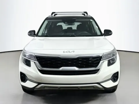 Photos of 2022 Kia Seltos S for sale in Summerville, SC at Automaxx of the Carolinas