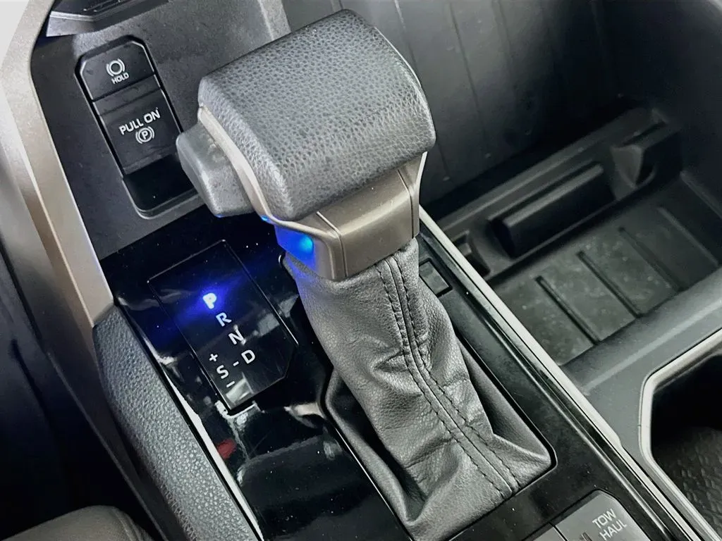 2024 Toyota Tundra SR5 - Photo 32