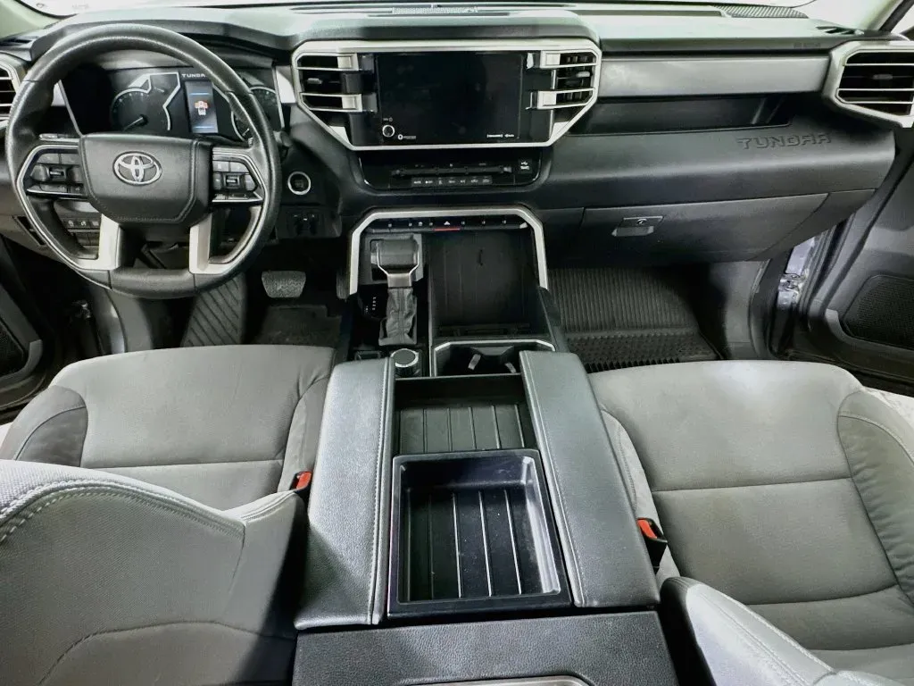 2024 Toyota Tundra SR5 - Photo 18
