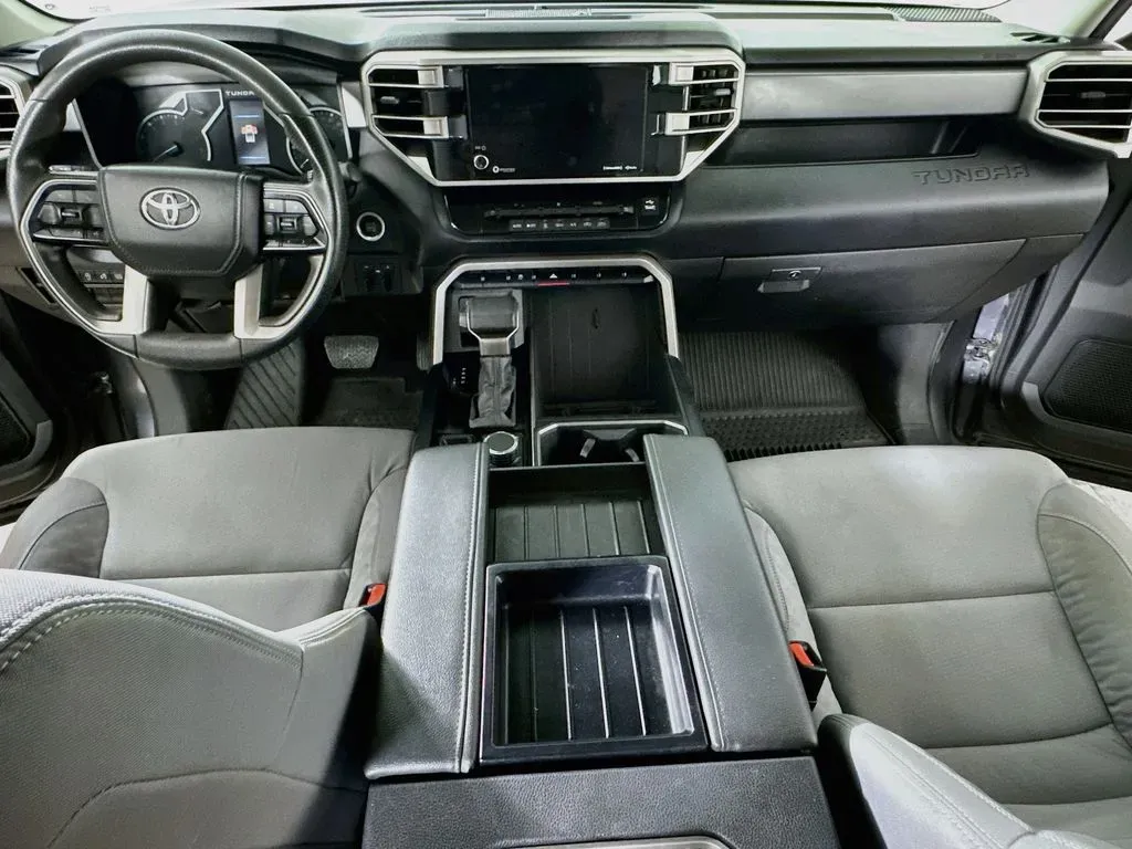 2024 Toyota Tundra SR5 - Photo 16