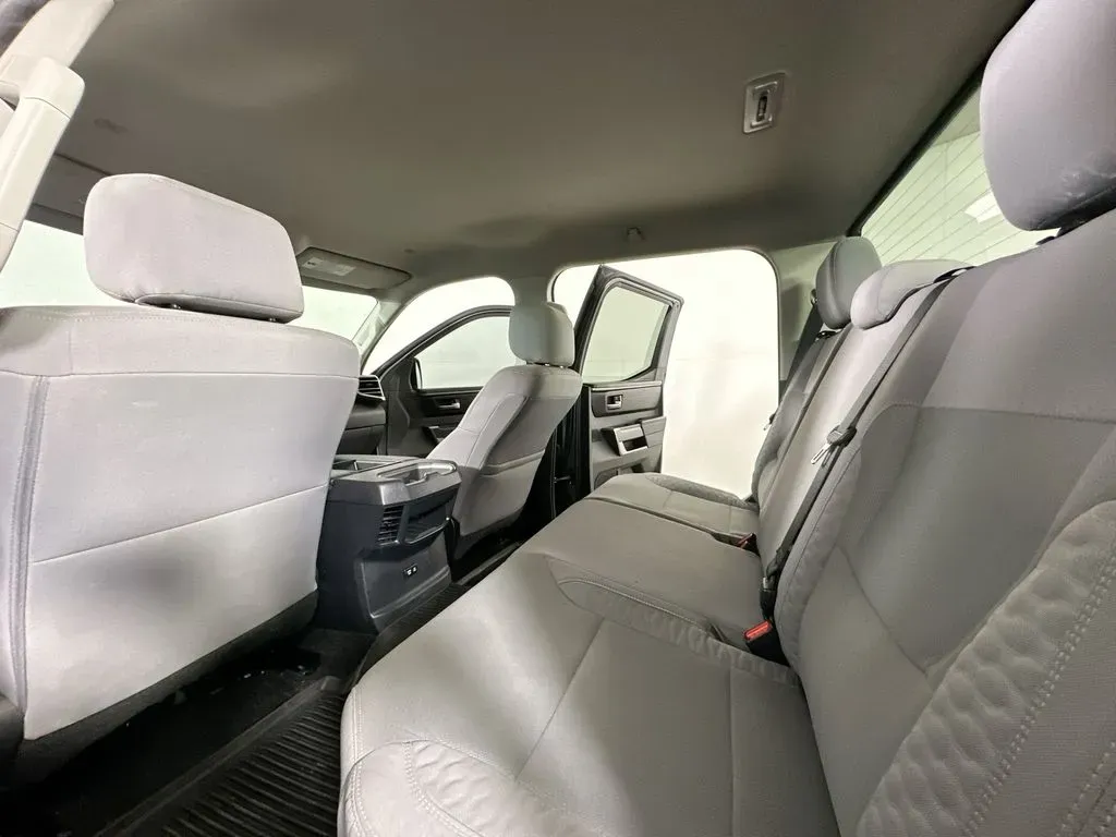 2024 Toyota Tundra SR5 - Photo 13