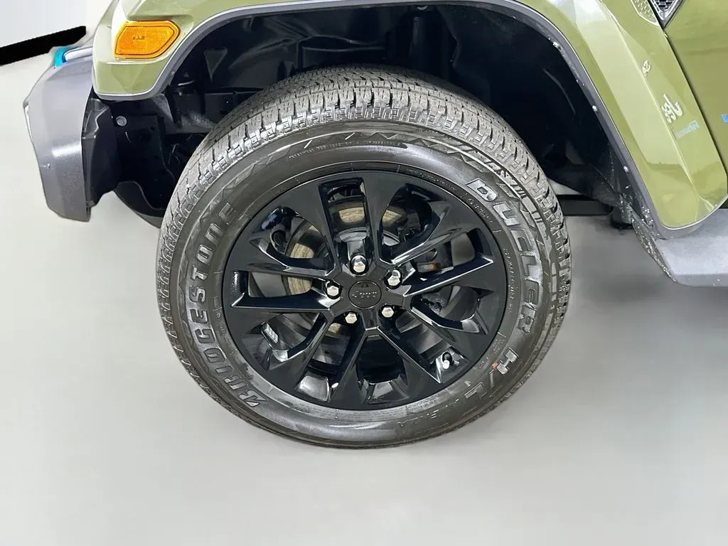 2023 Jeep Wrangler 4xe Sahara 4XE - Photo 8