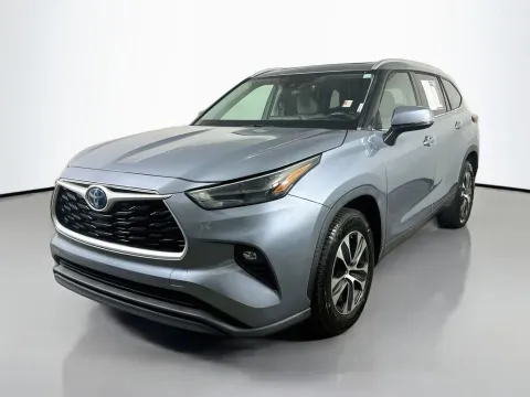 Another view of 2022 Toyota Highlander Hybrid XLE for sale in Summerville, SC at Automaxx of the Carolinas
