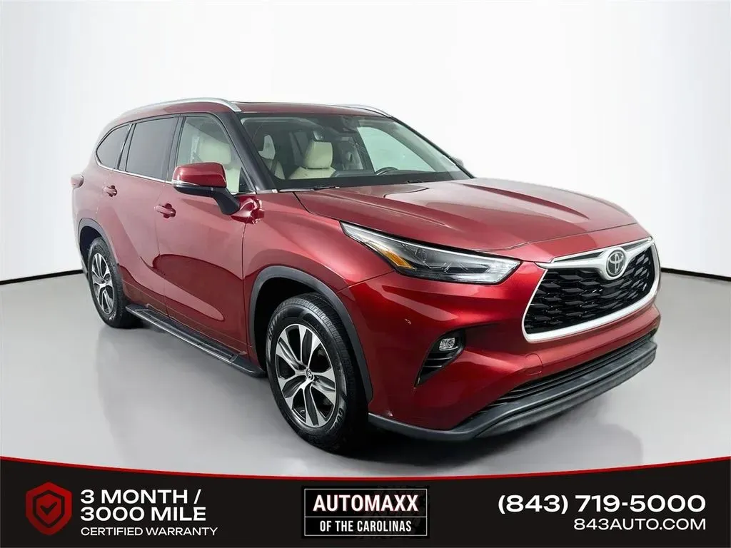 White 2022 Toyota Highlander XLE for sale in Summerville, SC
