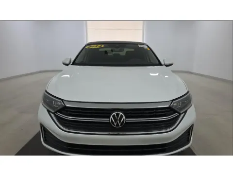 Another view of 2024 Volkswagen Jetta 1.5T SEL for sale in Summerville, SC at Automaxx of the Carolinas