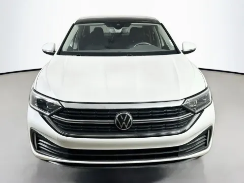 Photos of 2024 Volkswagen Jetta 1.5T SEL for sale in Summerville, SC at Automaxx of the Carolinas