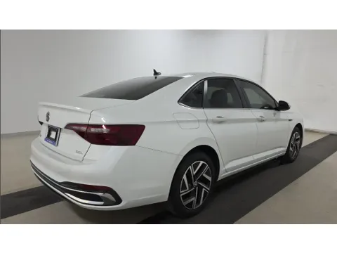 More photos of 2024 Volkswagen Jetta 1.5T SEL at Automaxx of the Carolinas, SC