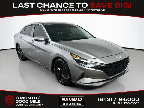 Silver 2023 Hyundai Elantra SEL for sale in Summerville, SC