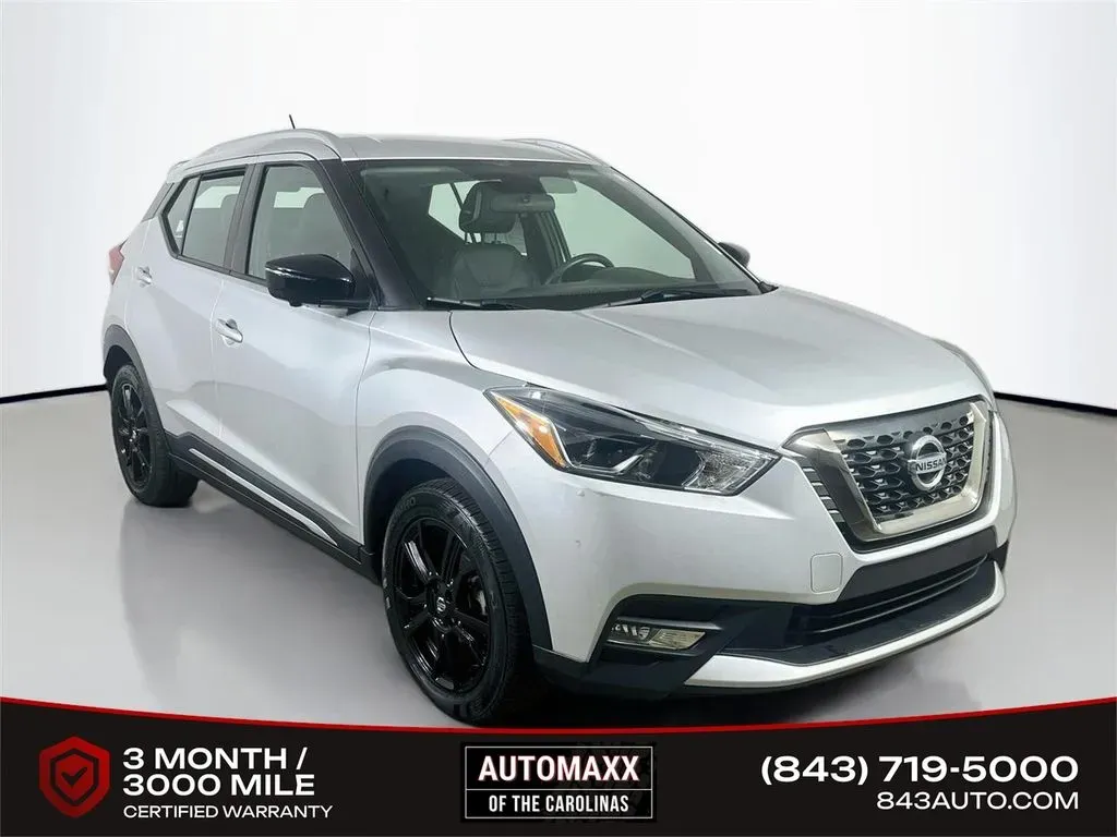 Silver 2019 Nissan Kicks SR for sale in Summerville, SC