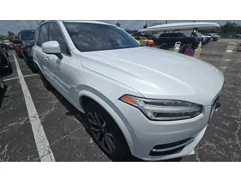 More photos of 2019 Volvo XC90 T6 Momentum at Automaxx of the Carolinas, SC