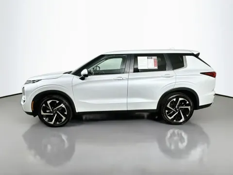 More photos of 2024 Mitsubishi Outlander SE Black Edition at Automaxx of the Carolinas, SC