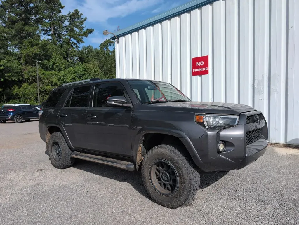 Gray 2019 Toyota 4Runner SR5 Premium for sale in Summerville, SC
