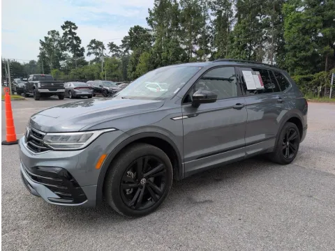 More photos of 2023 Volkswagen Tiguan 2.0T SE R-Line Black at Automaxx of the Carolinas, SC