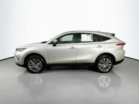 More photos of 2024 Toyota Venza Limited at Automaxx of the Carolinas, SC