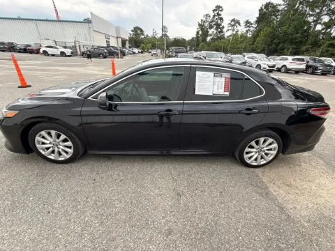 More photos of 2020 Toyota Camry LE at Automaxx of the Carolinas, SC